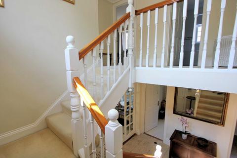 2a New Road, Woolmer Green, Knebworth, SG3 6JX
