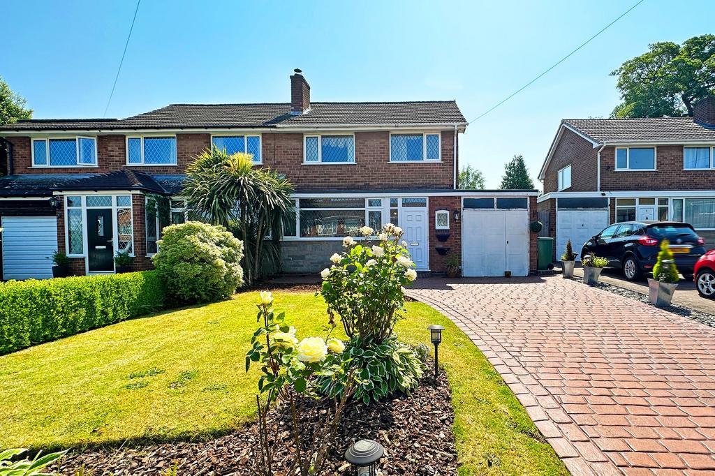 Newfield Close, Solihull, B91 3 bed semidetached house for sale £385,000