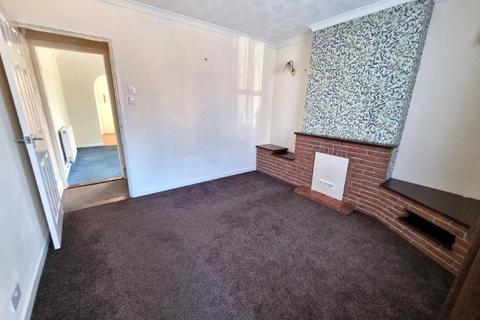 2 bedroom semi-detached house for sale, Levington Road, Ipswich, IP3