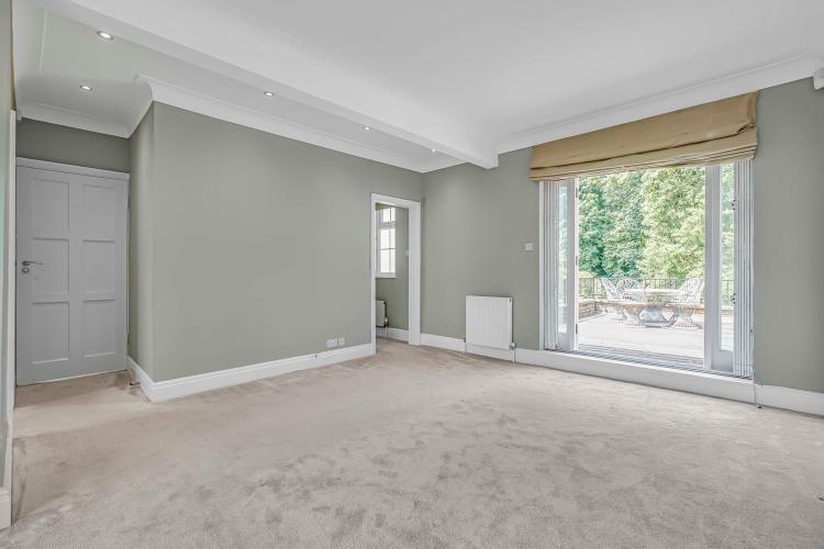 KFH-14 Roedean Cr...