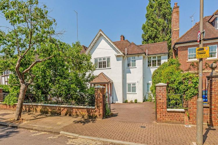KFH-14 Roedean Cr...