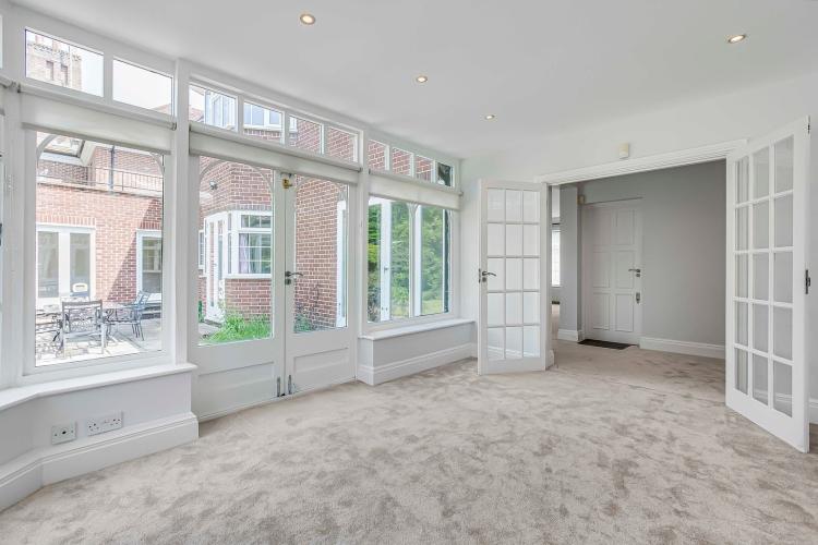 KFH-14 Roedean Cr...