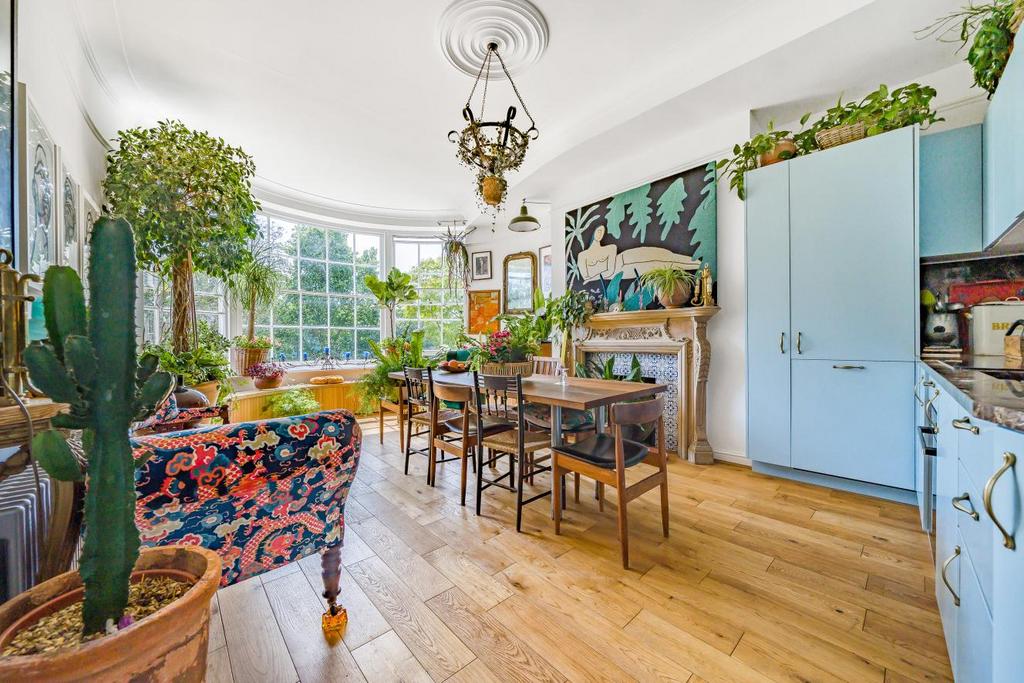 The Paragon, Blackheath 2 bed flat for sale £740,000