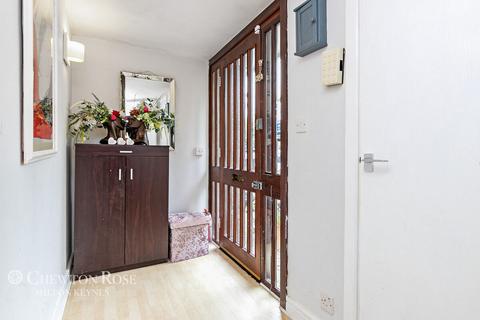 9 Cadman Square, Shenley Lodge, Milton Keynes, MK5 7DN