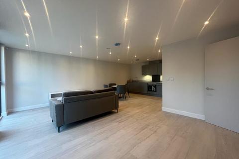 3 bedroom end of terrace house to rent, Regent Plaza, Duncan Street, Salford, M5 3SQ