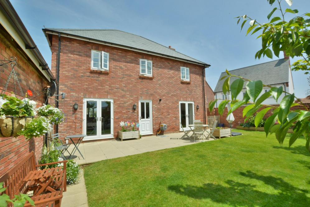 Constance Road, Wimborne, BH21 2FS 4 bed detached house for sale £625,000