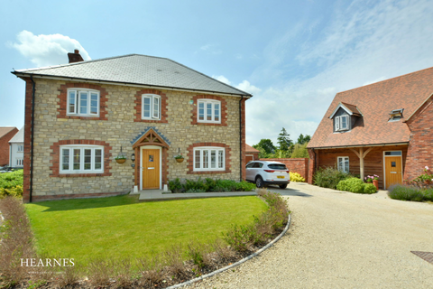 14 Constance Road, Wimborne, BH21 2FS
