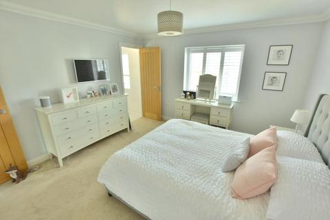 14 Constance Road, Wimborne, BH21 2FS