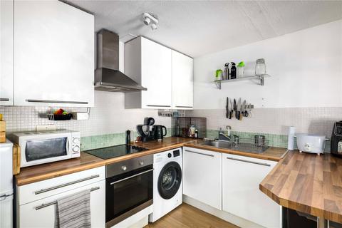 41b Tomlins Grove, London, E3 4NX