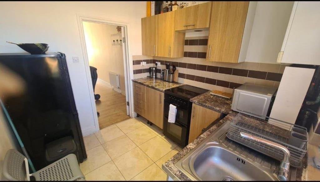 Warrington Road, Harrow, Middlesex, HA1 Studio £1,150 pcm (£265 pw)