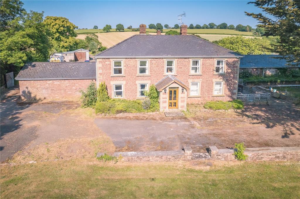 Abenhall Road, Mitcheldean, Gloucestershire, GL17 6 bed equestrian