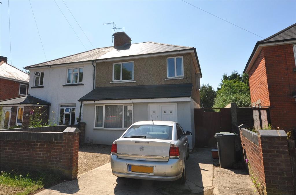 Whitworth Road, Swindon, Wiltshire, SN25 3 bed semidetached house for sale £260,000