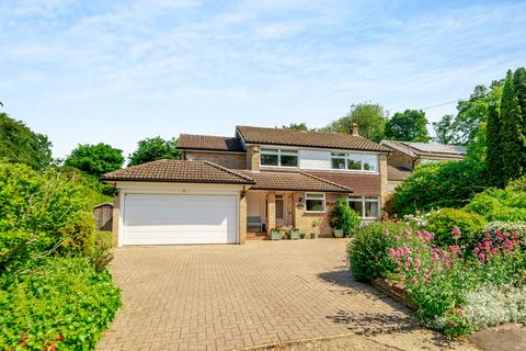 4 bedroom detached house for sale, Beech Grove, Amersham