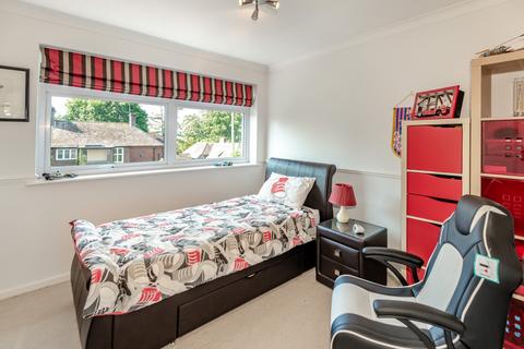 Goultrop Beech Grove, Amersham, HP7 0AZ