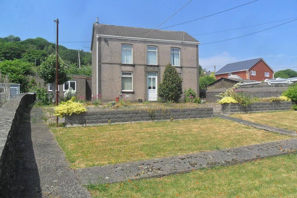 16 Graig Road, Trebanos, Pontardawe, Swansea. 3 bed detached house for