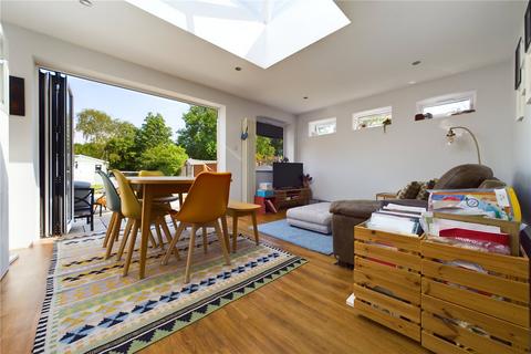 16 Bramble Crescent, Tilehurst, Reading, RG30 4TX