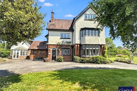 Upton Close, Barnwood, Gloucester, GL4