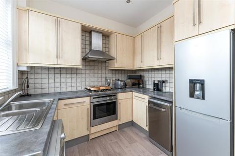 2 bedroom end of terrace house for sale, Lawn Road, Burley in Wharfedale, Ilkley, West Yorkshire, LS29