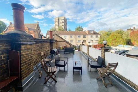 undefined, Whitechapel Road, Whitechapel, London  E1