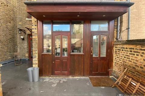 undefined, Whitechapel Road, Whitechapel, London  E1