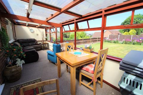 3 bedroom semi-detached bungalow for sale, Mayflower Close, Gainsborough