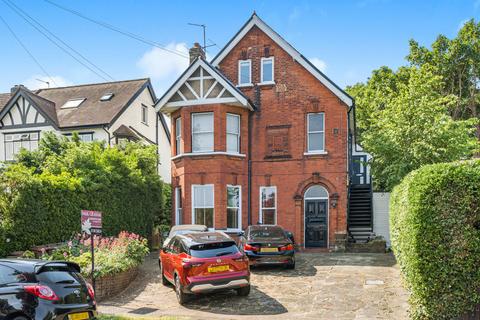 2 bedroom apartment for sale, Croft Road, Sutton