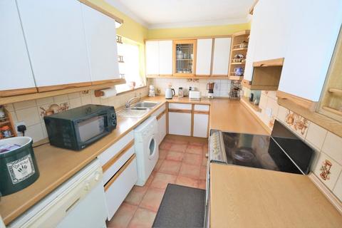 4 Axtaine Road, Orpington, BR5 4HX