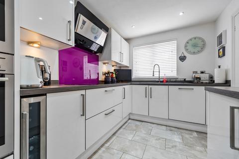 16 Maes Cadwgan, Creigiau, Cardiff, CF15 9TQ