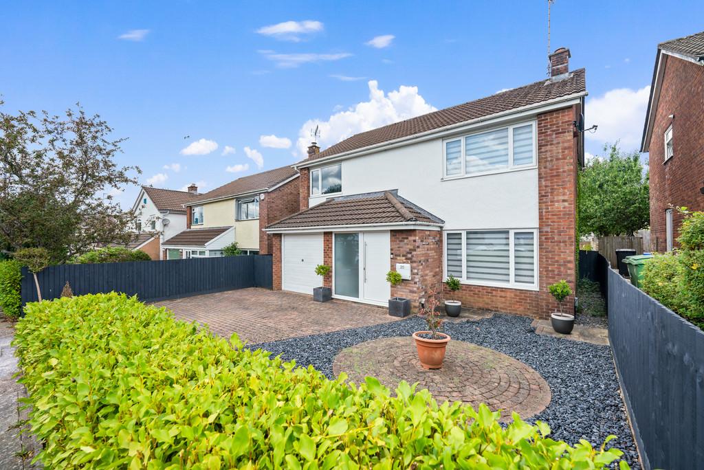 Hazel Tree Close, Radyr, Cardiff 4 bed detached house £550,000