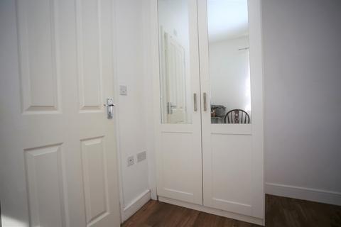 15 Apprentice Drive, Colchester, CO4 5SE