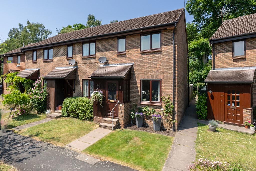 Treelands, North Holmwood 2 bed terraced house for sale £375,000