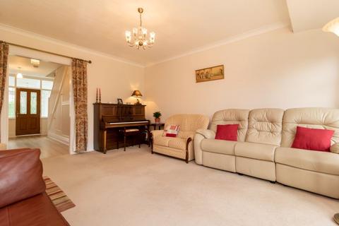 80 Buxton Lane, Caterham, CR3 5HH