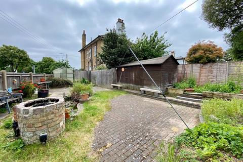 98b Bourne Road, Bexley, DA5 1LU