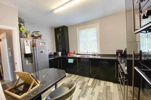 98b Bourne Road, Bexley, DA5 1LU
