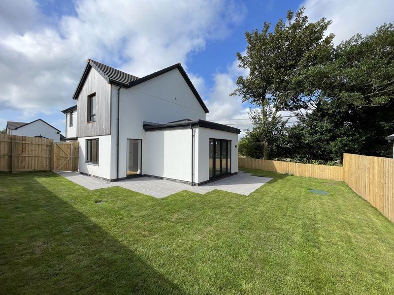 Penstraze, Truro 4 bed detached house £550,000