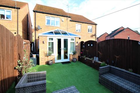 2 bedroom semi-detached house to rent, Kingfisher Drive, Mexborough S64