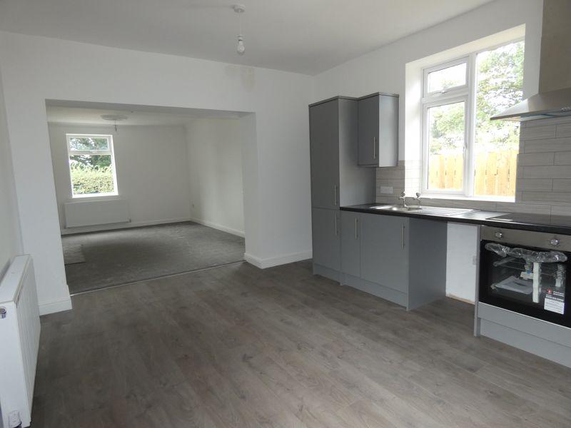 Kitchen/Diner to...