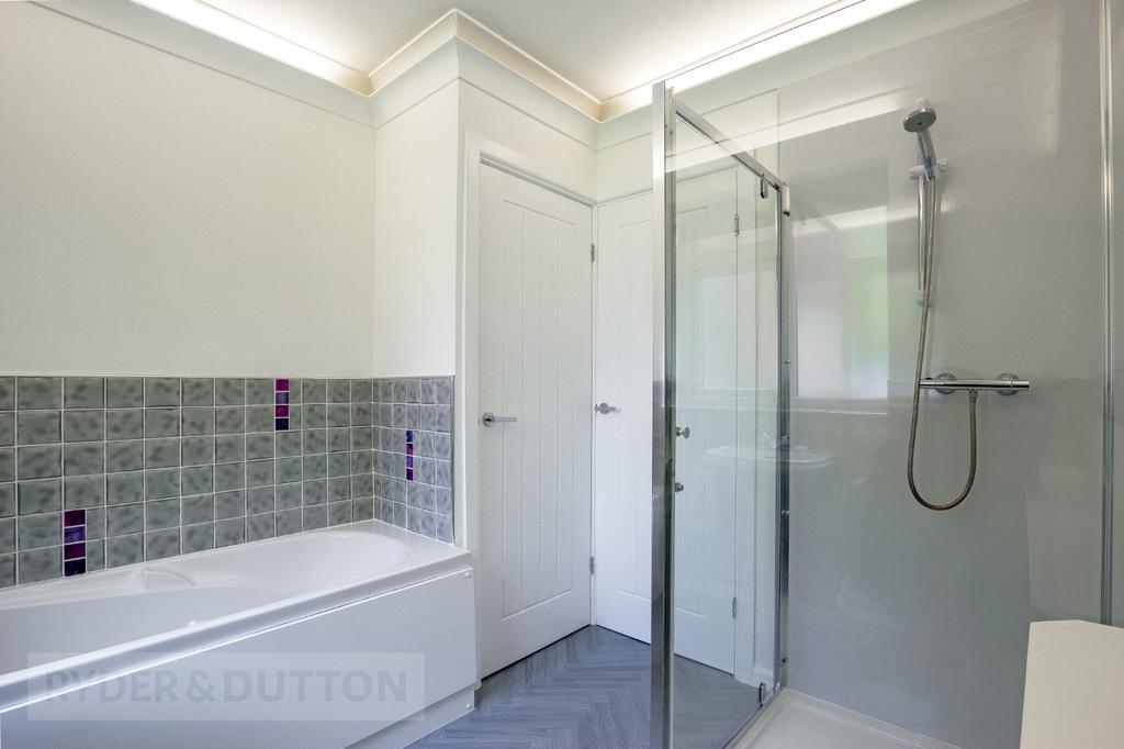 Bathroom & Shower