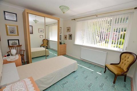 37 Barnfield Close, Galmpton, Brixham, TQ5 0LY