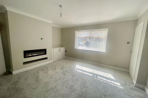 3 bedroom semi-detached house to rent, Gloucester Street, Atherton, Manchester. *AVAILABLE NOW*