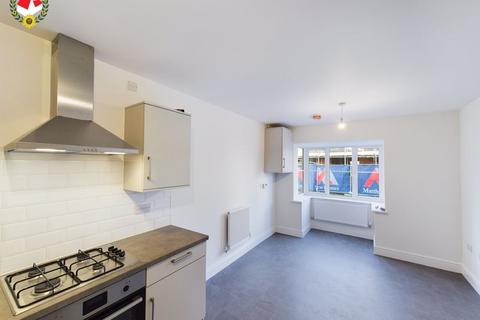 41 Dreadnaught Drive, Gloucester, GL1 5RA