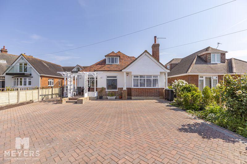 Belle Vue Road, Southbourne, BH6 5 bed detached house for sale £895,000