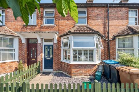 24 Homestead Road, Caterham, CR3 5RL