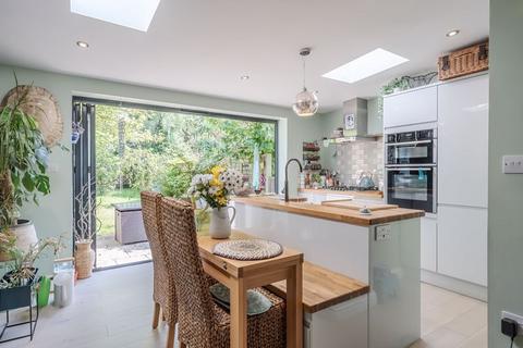 24 Homestead Road, Caterham, CR3 5RL
