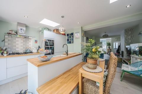 24 Homestead Road, Caterham, CR3 5RL