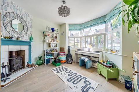 24 Homestead Road, Caterham, CR3 5RL