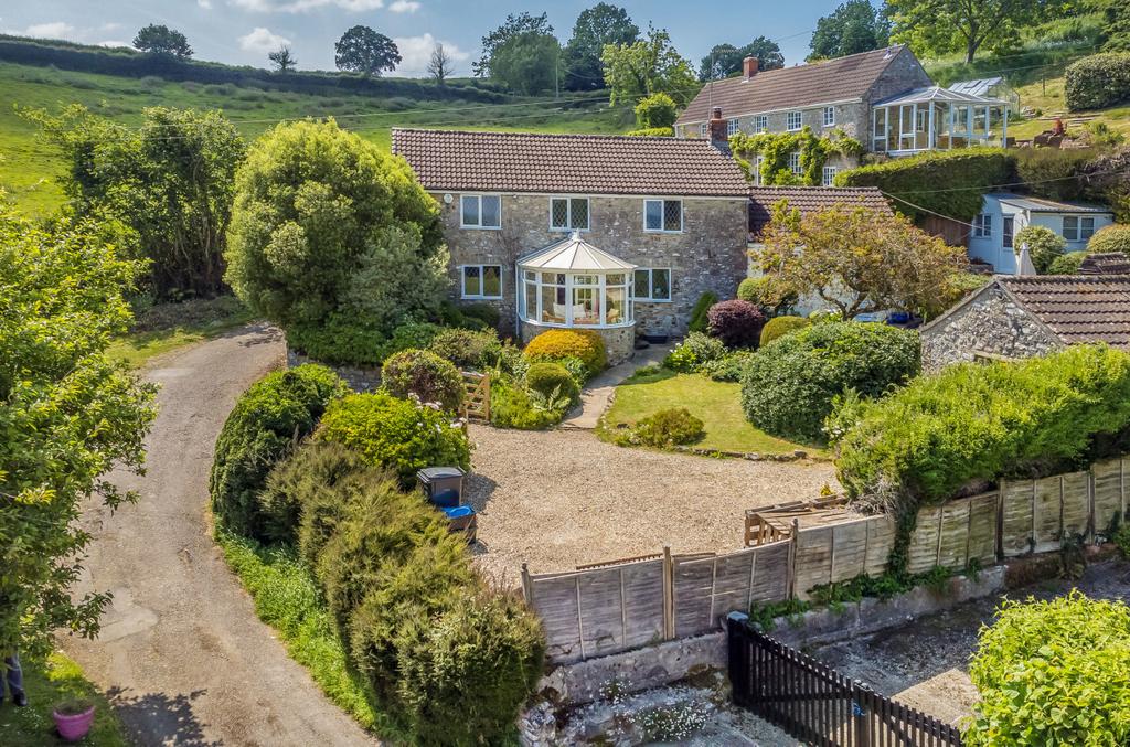 Sticklepath, Combe St. Nicholas, Chard, Somerset, TA20 3 bed detached
