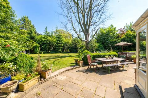 3 The Beeches, Spalding, PE11 1UE