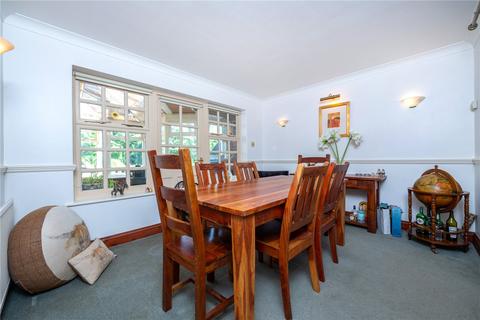 3 The Beeches, Spalding, PE11 1UE