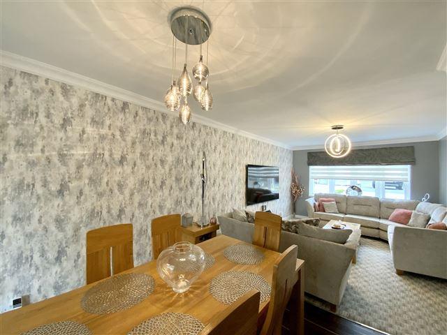 Lounge/diner
